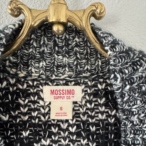 Mossimo Supply Co. Cardigan Sweater - Picture 3 of 3